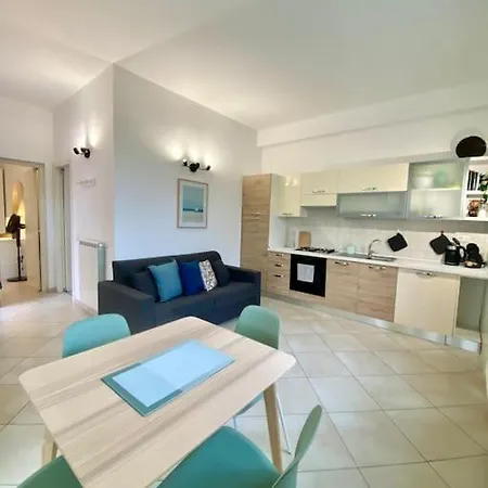 Apartman Giardino E Parcheggio *