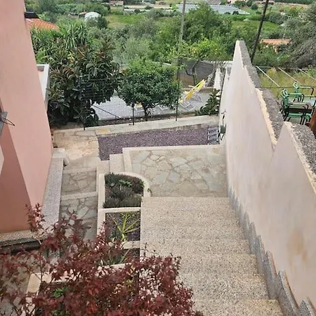 Giardino E Parcheggio Apartman Borgio Verezzi