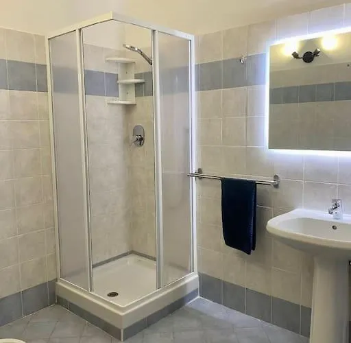 公寓 Giardino E Parcheggio *