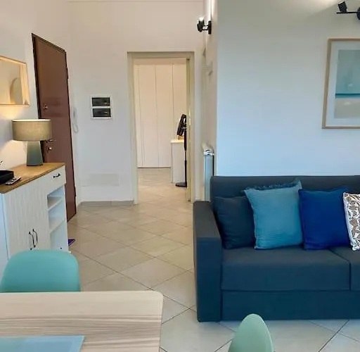 Giardino E Parcheggio 公寓 *